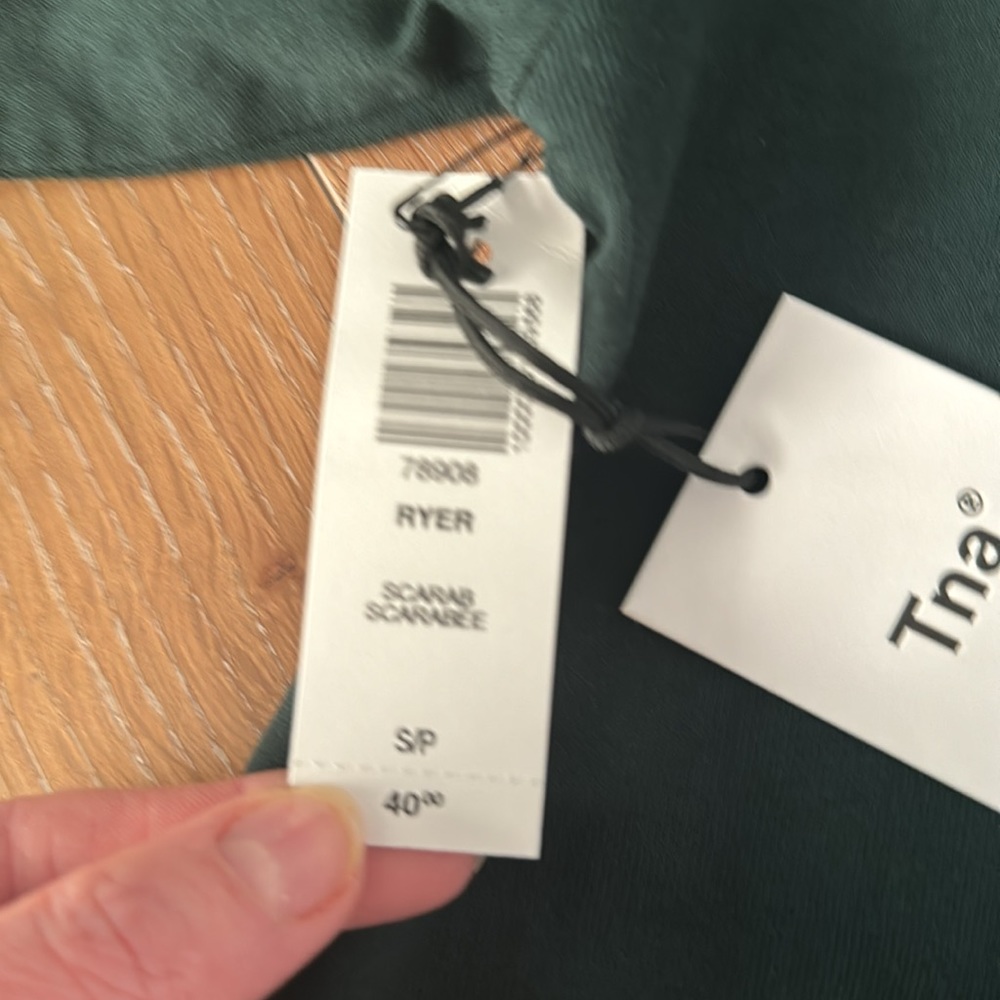 NWT Tna crop top, small in a dark green. - Picture 2 of 6